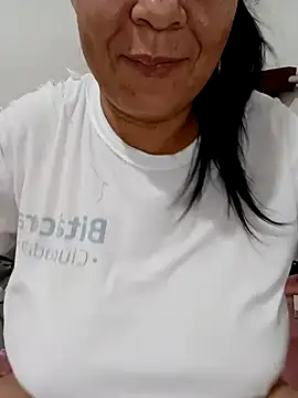 Hot water 💦💦 - βίντεο μοντέλου AnittaTettona