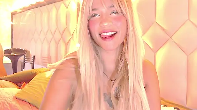 telephone sex mmm - video by Tessa_Moretti_ cam model