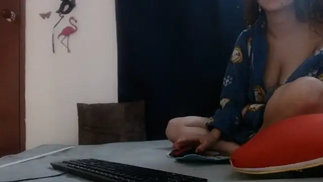 [16 Mar 22:37] Private Show－カメラキャストのjeans_and_emmaの動画