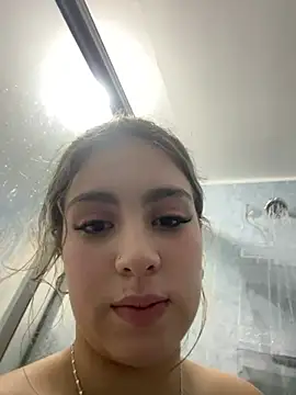 naked in the shower very hot - video by Cloee_Rainbow1 cam model