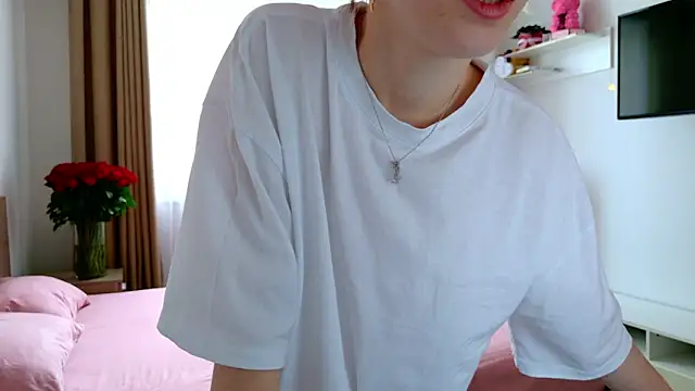 Private Show - video by Bella_amory cam model