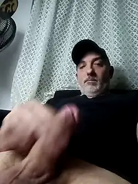 [19 Apr 01:36] Private Show - video by Sexyguycumming cam model