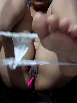 🫦🍌 - video by Kaira69 cam model