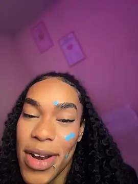 Public Show - MIMICAMM adlı kamera modelinin videosu