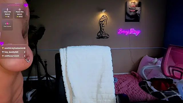 Playing with my pussy 1/3/26 - bossyroxy84主播的视频