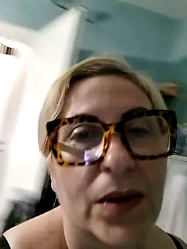 [18 Nov 01:09] Private Show - video by Pumabionda cam model