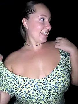 [At night in the park, naked, sucking and cum on my face💦] Private Show - video by Mona_Plus cam model