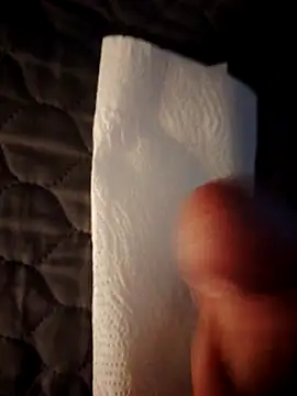 [30 Mar 19:53] Public Show - відео від вебкаммоделі Teemu