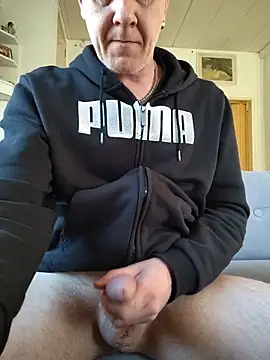 [30 May 06:57] Public Show - video van Teemu cam-model