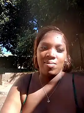 [11 Jul 12:18] Private Show outdoors - video by Karishma99_ cam model