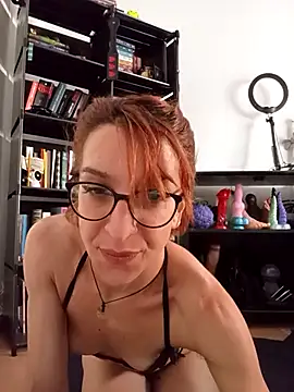 [11 Jul 07:50] Private Show Prolapse Show Stretch and Push - βίντεο μοντέλου MirianaB