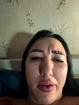 Show - video by Naughtbaby_2025 cam model