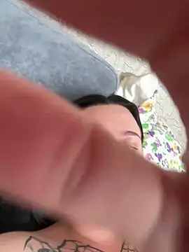 Private Show masturbation on playground - فيديو من AlishaOfThorns موديل الكام