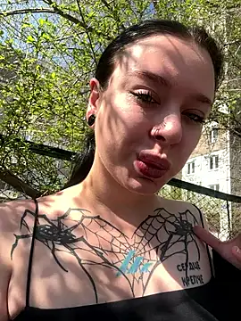 Your sunshine 😻 – video od webkamerové modelky AlishaOfThorns
