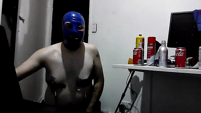 [20 Nov 06:24] Public Show – видео вебкам-модели kinkyfag94