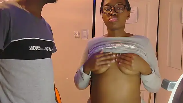 TEASER - video av MthondoWeBanana cam model