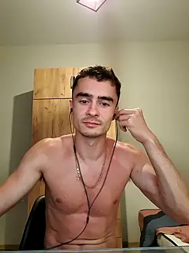 play with hole / jerk and cum - vidéo du modèle de showcams GoodGG