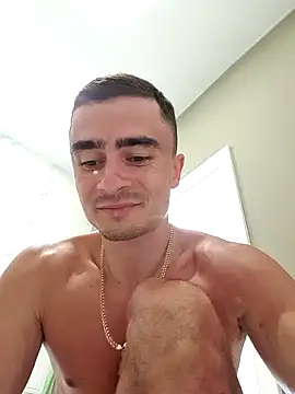 Jerk and cum in condom - vidéo du modèle de showcams GoodGG