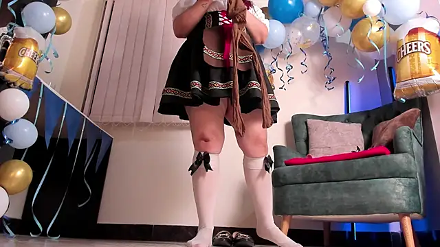 Memories of my october fest celebration using dildo to fuck me - video by martina_soto cam model