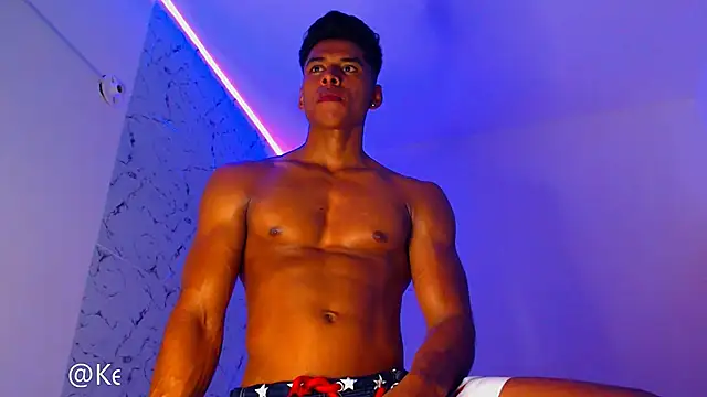 [13 Apr 01:41] Private Show - video by ken__owens cam model