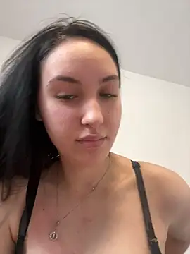 [17 Mar 11:45] Private Show - סרטון של Lucy_doll22, דוגמן/ית מצלמה