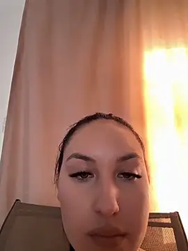 😋 - סרטון של Lucy_doll22, דוגמן/ית מצלמה