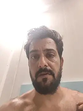 New latest two model private show in hotel in washroom awsm shower show, acted like a two love bird - відео від вебкаммоделі INDIANJONNYSINN