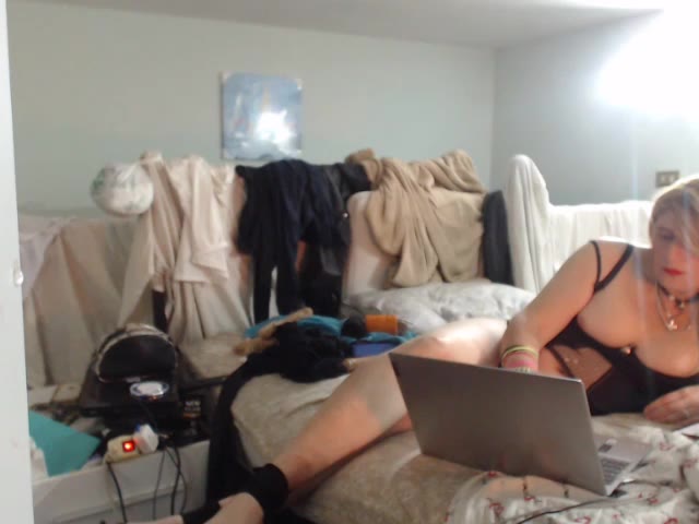 [4 Jan 09:12] Private Show - video av emmex671 cam model