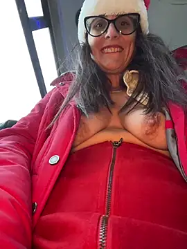 [20 Dec 10:55] Public Show - vidéo du modèle de showcams NataKitten