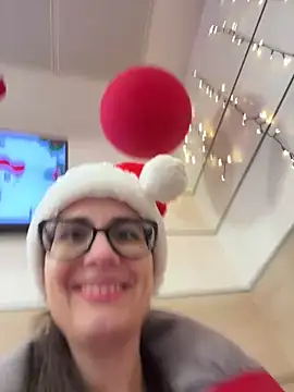 OMG!!! 😱 Private Show out in public at a Gas station ⛽️ - vidéo du modèle de showcams NataKitten