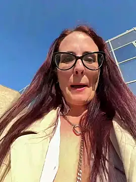 😈Private Show in Public🥵 – video af NataKitten cam-model