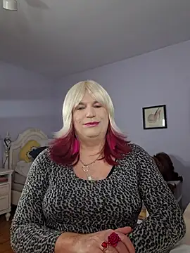 [15 Dec 13:02] Private Show – video modela na kameri Victoriatv1