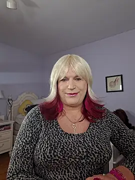 [15 Dec 14:53] Private Show – video modela na kameri Victoriatv1