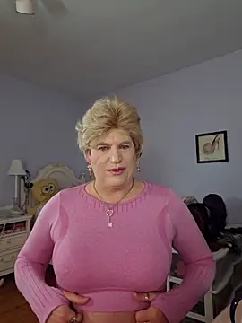 [13 Dec 19:06] Private Show – video modela na kameri Victoriatv1