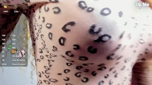 Felina enjoying her great dildo - video by Angelesmith1 cam model