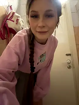 In the school toilet first orgasm 😳 - video by mmelicious cam model