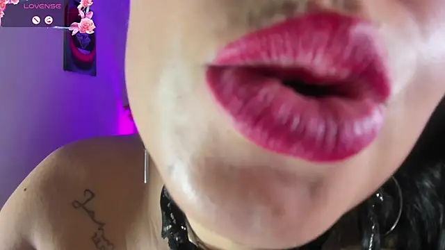 🥵online😊 - video by tamara_rouse1 cam model