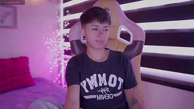 Private Show Masturbate - Video von tommy_blue Cam-Model