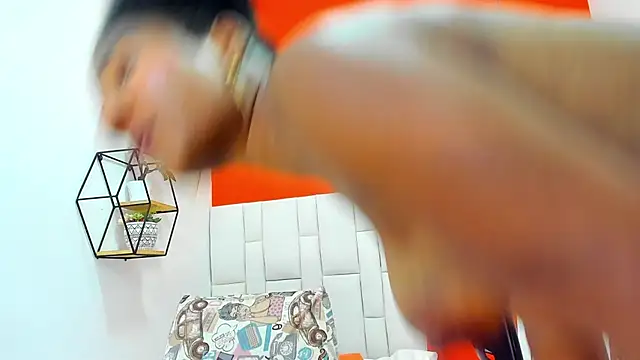 My sensual body - video by malu_hot69 cam model