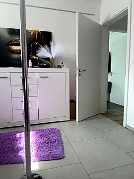 Twerken in verschiedenen Slips-HotPans
