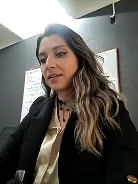 [10 Mar 10:02] Private Show - Isabella_Varella 캠 모델의 동영상