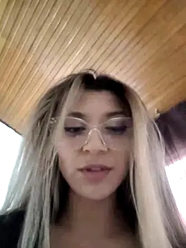 [22 Jul 10:50] Private Show - Isabella_Varella 캠 모델의 동영상