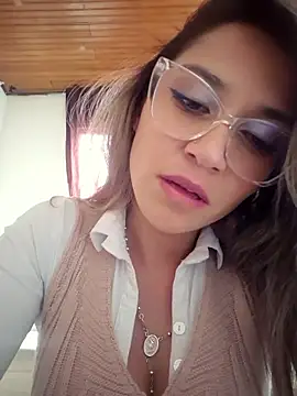 [1 Sep 11:14] Private Show - Isabella_Varella 캠 모델의 동영상