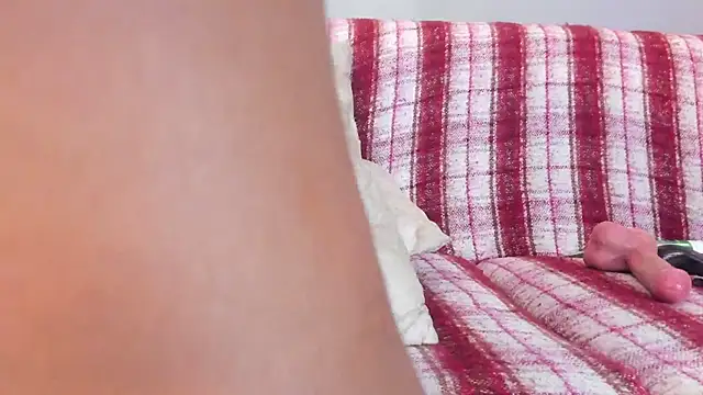 pinching the tits and great vibrations of pleasure🍆💦💥😈🔥 - video by Candaceoweens cam model