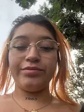 Fuck me in public Park. 😈❤️ - Vídeo de Karina_Leon, modelo de vídeos