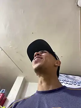 In da street - video by Monkey_uchiha777 cam model