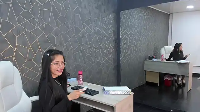 My boss its get out at the oficce - video by Sharapreston2 cam model