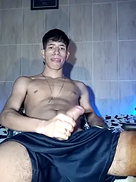 I masturbate 🍆😈🔥