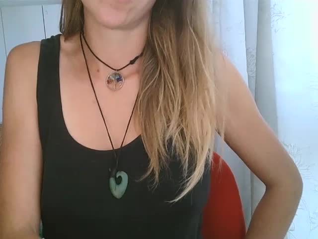 Lactating - ক্যাম মডেল CallMeMaria-এর ভিডিও