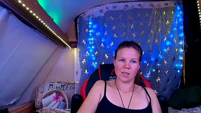 come spy on a PVT - video CallMeMaria kameramallilta